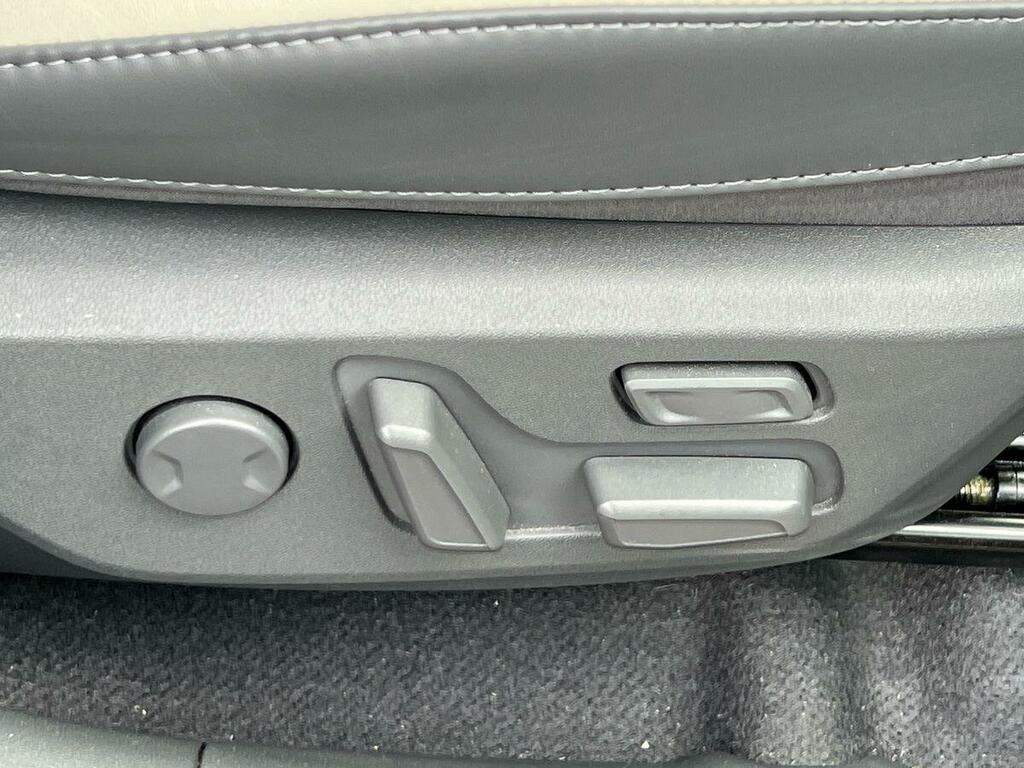 Kia EV3 81.4Kwh Gt-line Suv 201 Bhp Grey #22