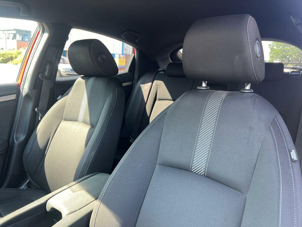 Honda Civic 1.5L Sport Black #30