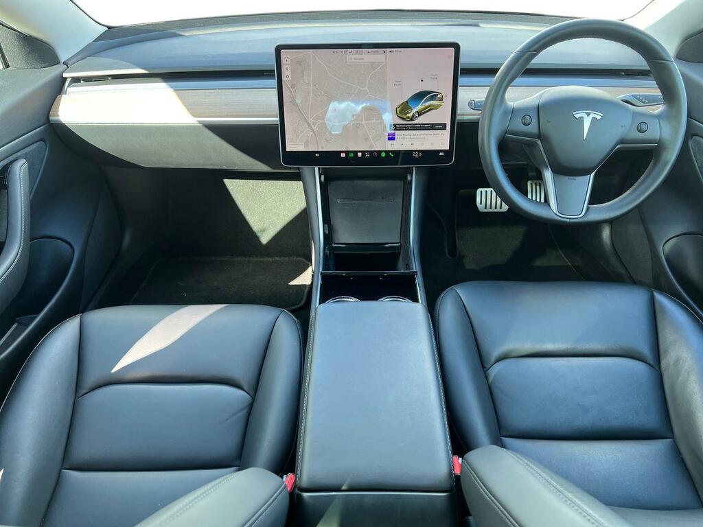 Tesla Model 3 Dual Motor Performance Saloon White #4
