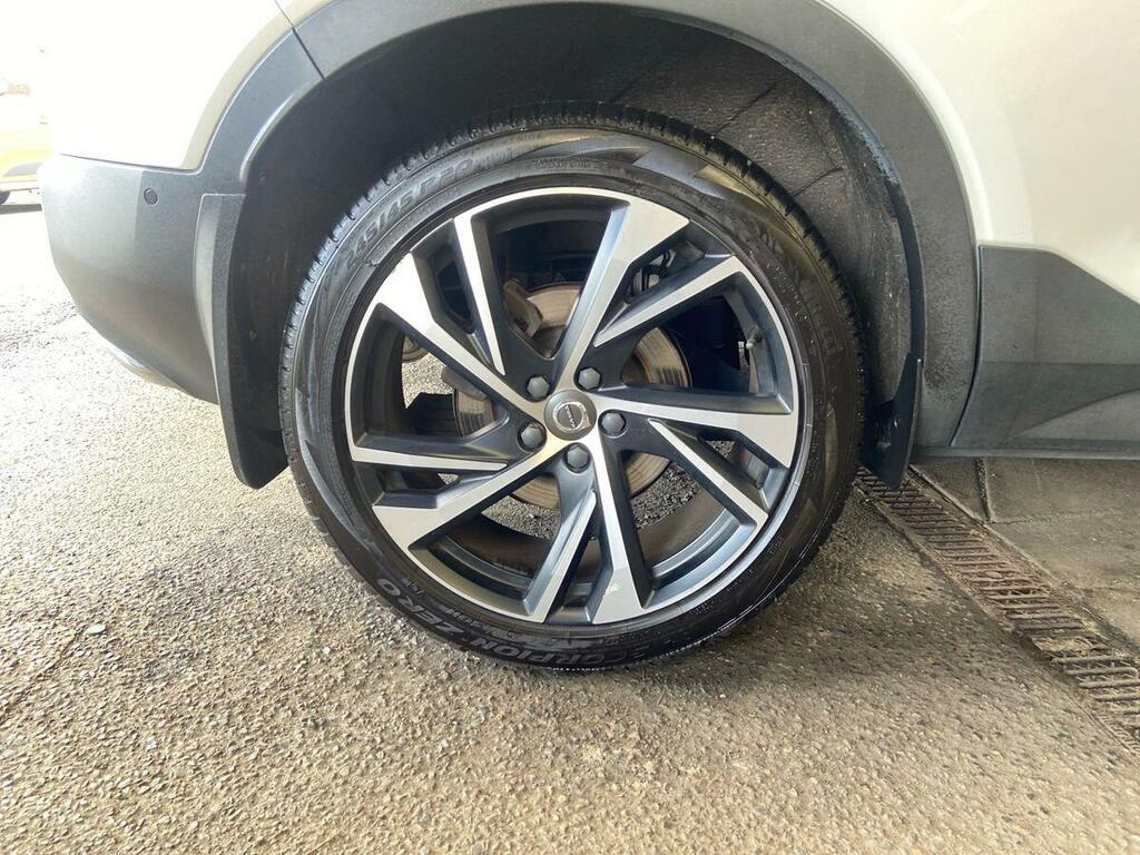 Volvo XC40 2.0 D4 190 First Edition Awd Geartronic #13