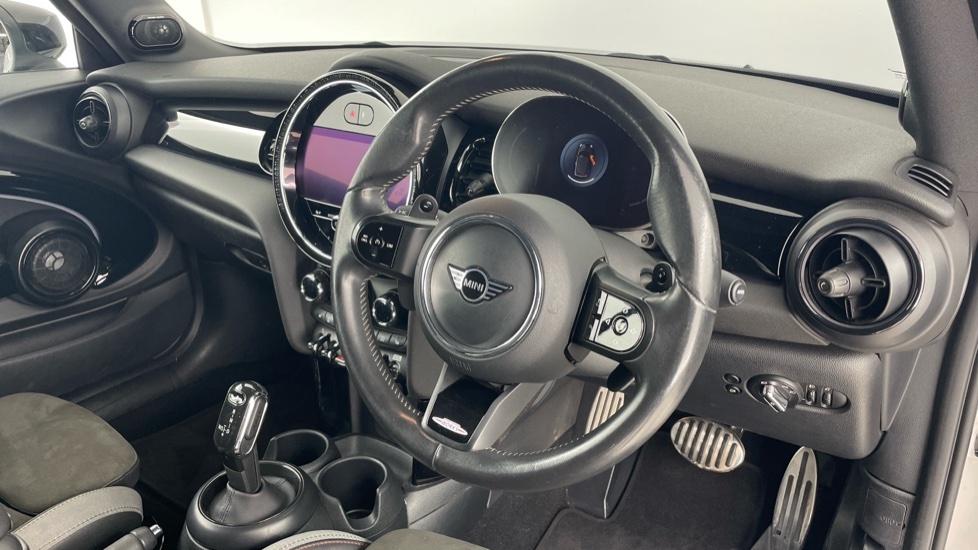 Mini Convertible Cooper S Sport White #6