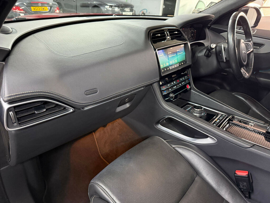 Jaguar F-Pace 2.0 D180 Portfolio Awd Euro 6 Ss Grey #14