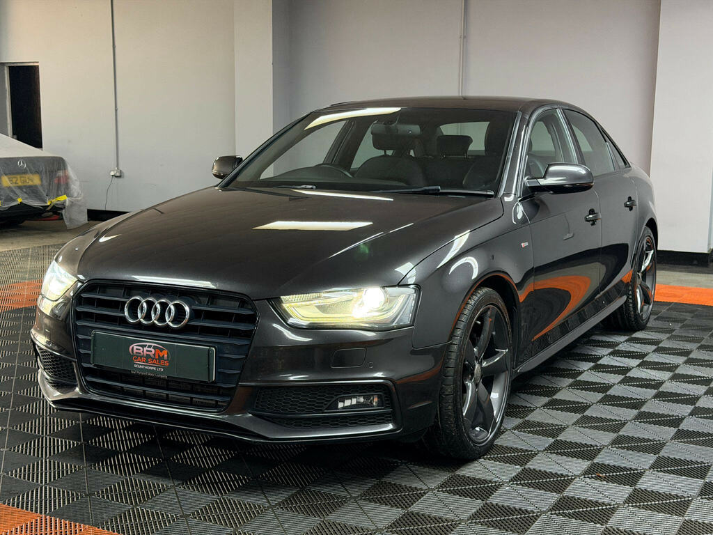 Audi A4 2.0 Tdi Black Edition Saloon Eur Grey #3