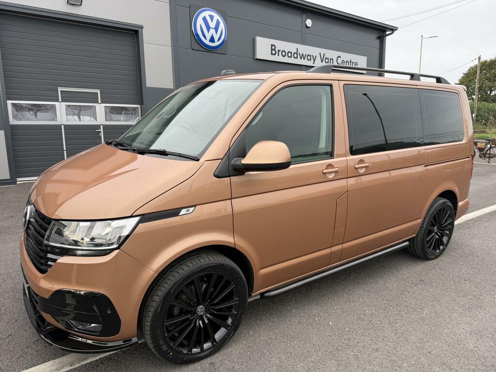 Volkswagen Transporter Shuttle 2.0 Tdi Se 150 7 Speed Dsg Minibus Double Cab Brown