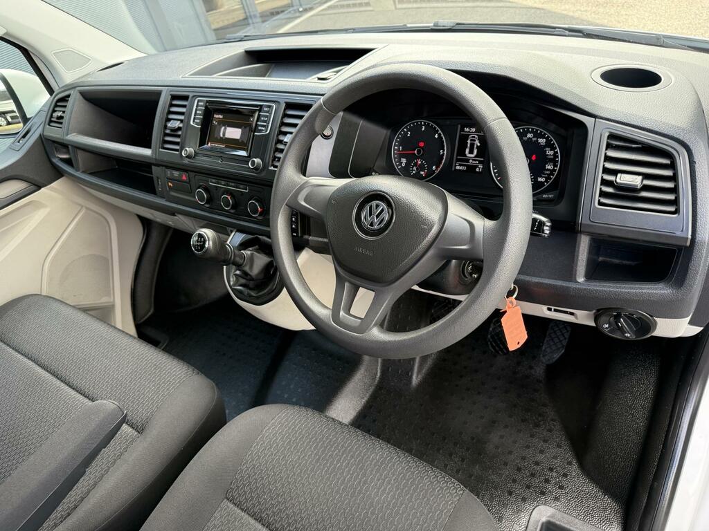 Volkswagen Transporter Shuttle 2.0 Tdi Bmt 150Ps Se Minibus Dsg - 2019 19 Black #21