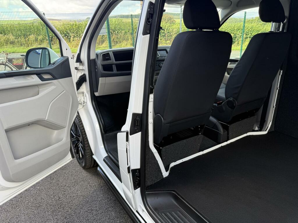 Volkswagen Transporter 2020 2.0 Tdi T32 Highline Panel Van Man Blue #14