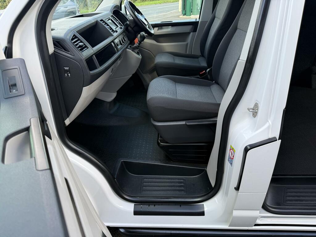 Volkswagen Transporter 2020 2.0 Tdi T32 Highline Panel Van Man Blue #18