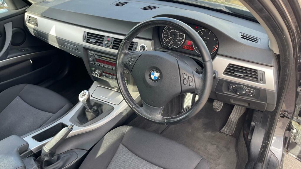 BMW 3 Series 325I Se U514 Ulez Blue #17