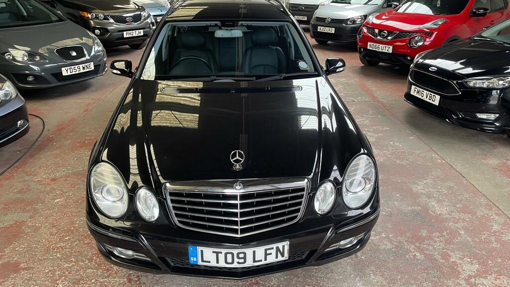 Mercedes-Benz E Class Saloon 3.0 E320 Cdi Sport G-tronic 200909 Silver #8