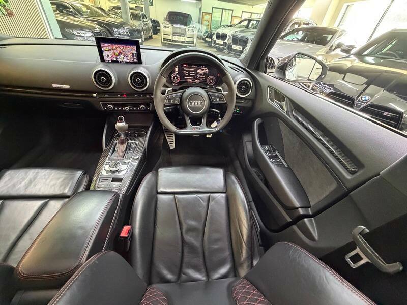 Audi RS3 Hatchback 2.5 Tfsi Audi Sport Edition Sportback S Black #25