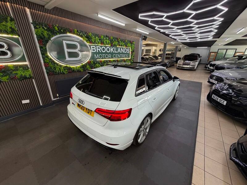 Audi RS3 Hatchback 2.5 Tfsi Audi Sport Edition Sportback S Black #38