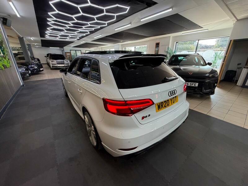 Audi RS3 Hatchback 2.5 Tfsi Audi Sport Edition Sportback S Black #41