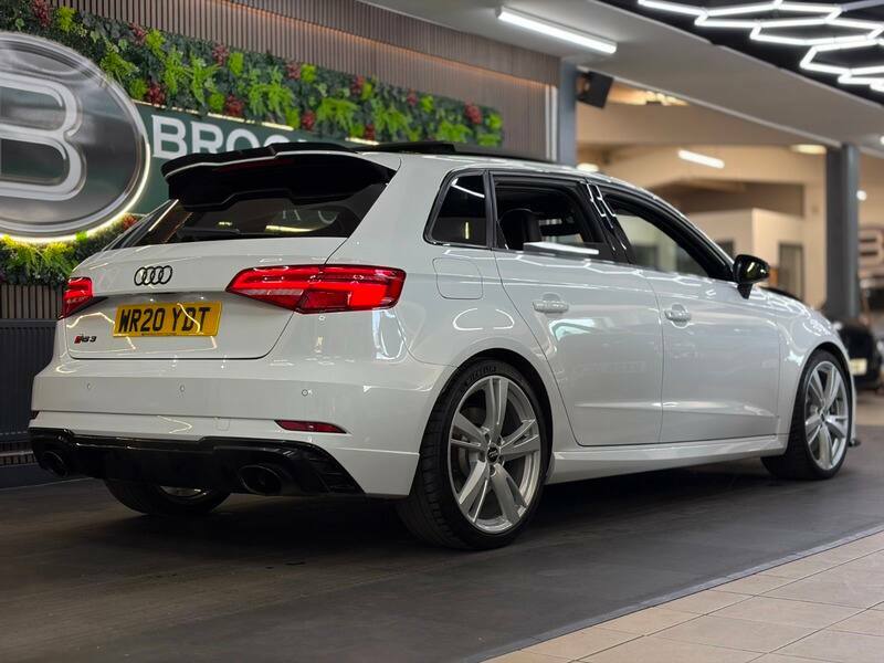 Audi RS3 Hatchback 2.5 Tfsi Audi Sport Edition Sportback S Black #13