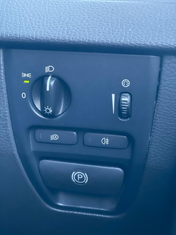 Volvo XC90 2.4 D5 200 Executive Geartronic - 2014 14 White #28