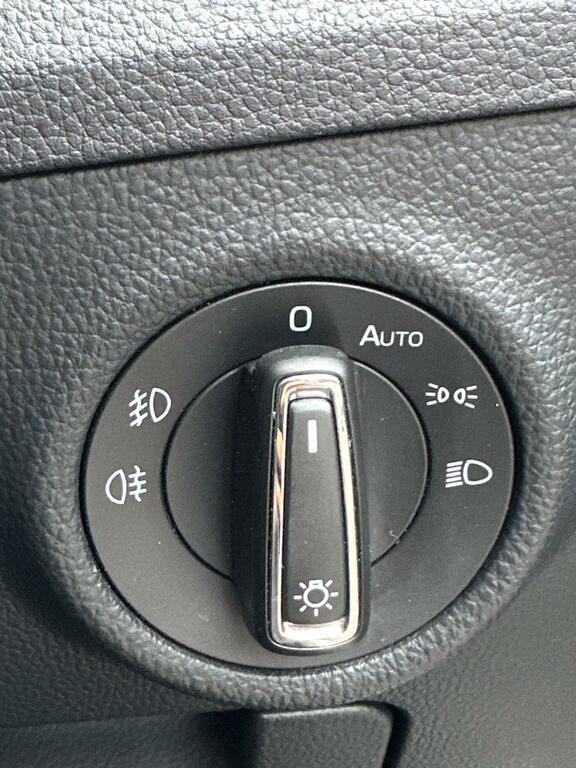 Skoda Superb Estate Black #24
