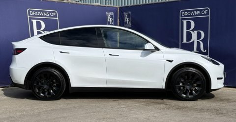 Tesla Model Y Dual Motor Long White #3