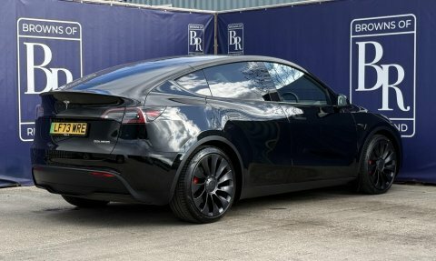 Tesla Model Y Dual Motor Performance Black #4