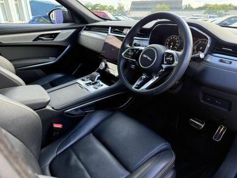 Jaguar F-Pace 2.0 D200 Mhev Black #2