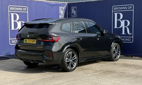 BMW iX1 30 66.5Kwh M Black #4