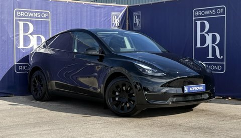 Tesla Model Y Dual Motor Long Black