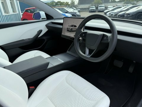 Tesla Model 3 Saloon 4dr Electric White #2