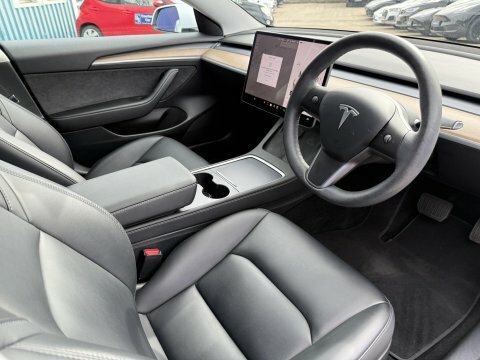 Tesla Model 3 Saloon 4dr Electric White #2