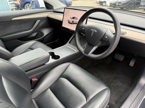 Tesla Model 3 Saloon 4dr Electric White #2