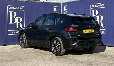 BMW iX1 30 66.5Kwh M Black #6