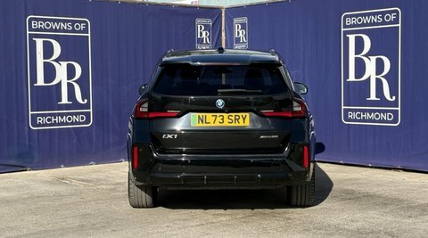 BMW iX1 30 66.5Kwh M Black #5