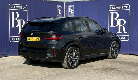 BMW iX1 30 66.5Kwh M Black #4