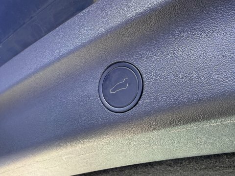 Tesla Model Y Long Range Premium  #20