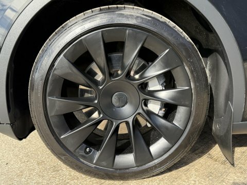 Tesla Model Y Long Range Premium  #15