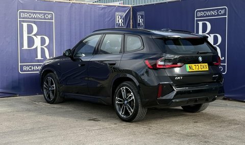 BMW iX1 30 66.5Kwh M Black #6