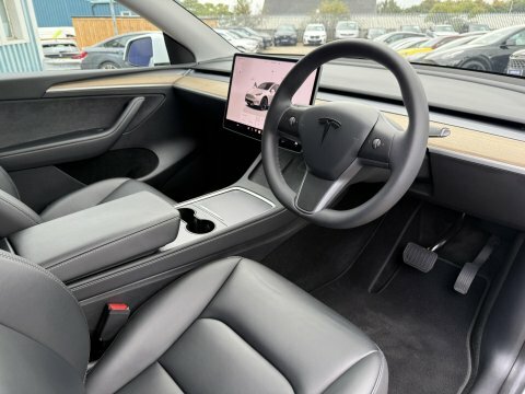 Tesla Model Y Suv 5dr Electric White #2