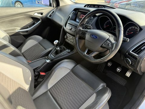 Ford Focus 1.5T Ecoboost Titanium Euro 6 Ss Blue #2