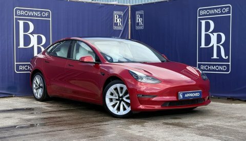 Tesla Model 3 Dual Motor Long Red