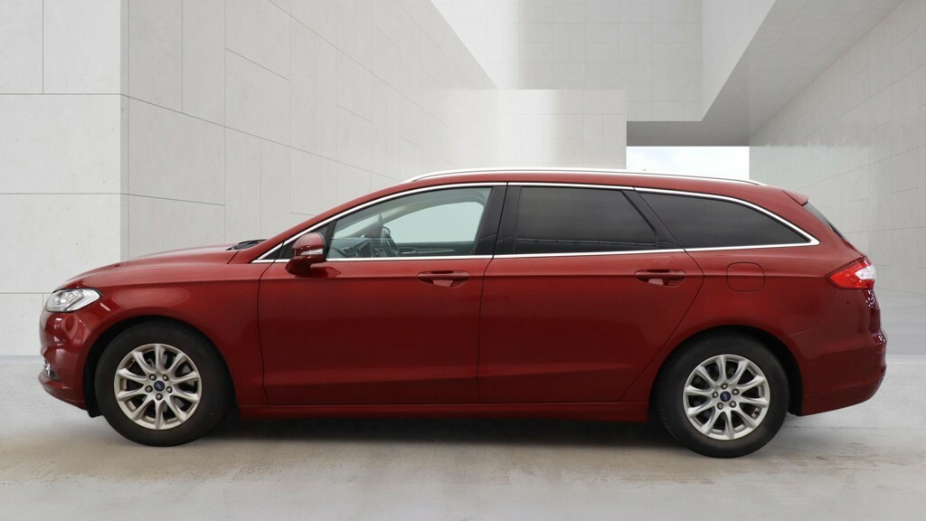 Ford Mondeo 1.5 Tdci 120 Bhp Econetic Titanium Estate Touring Red #5