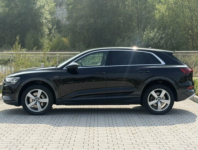 Audi E-tron Audi E-tron Technik 50 Quattro 230,00 Kw Grey #4