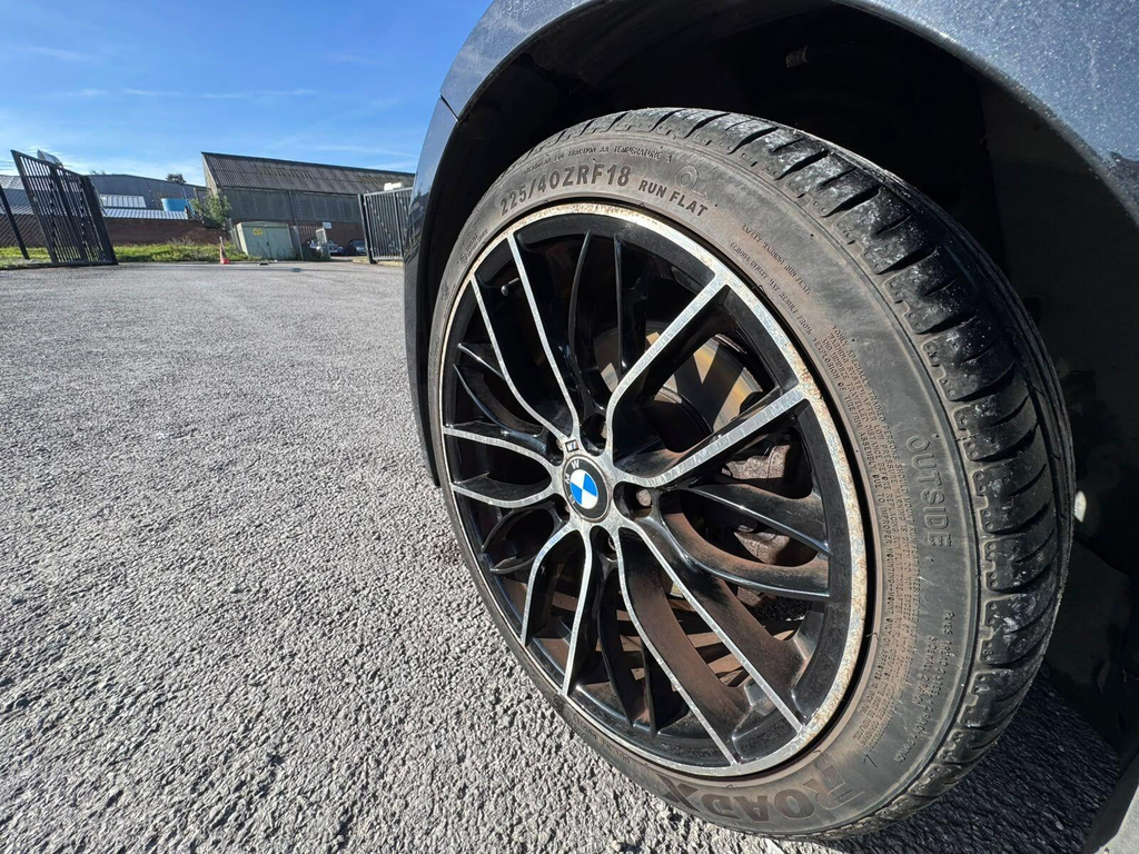 BMW 3 Series Estate 318D Blue #36