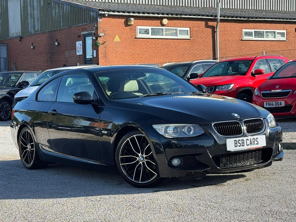 BMW 3 Series Estate 318D Blue #1
