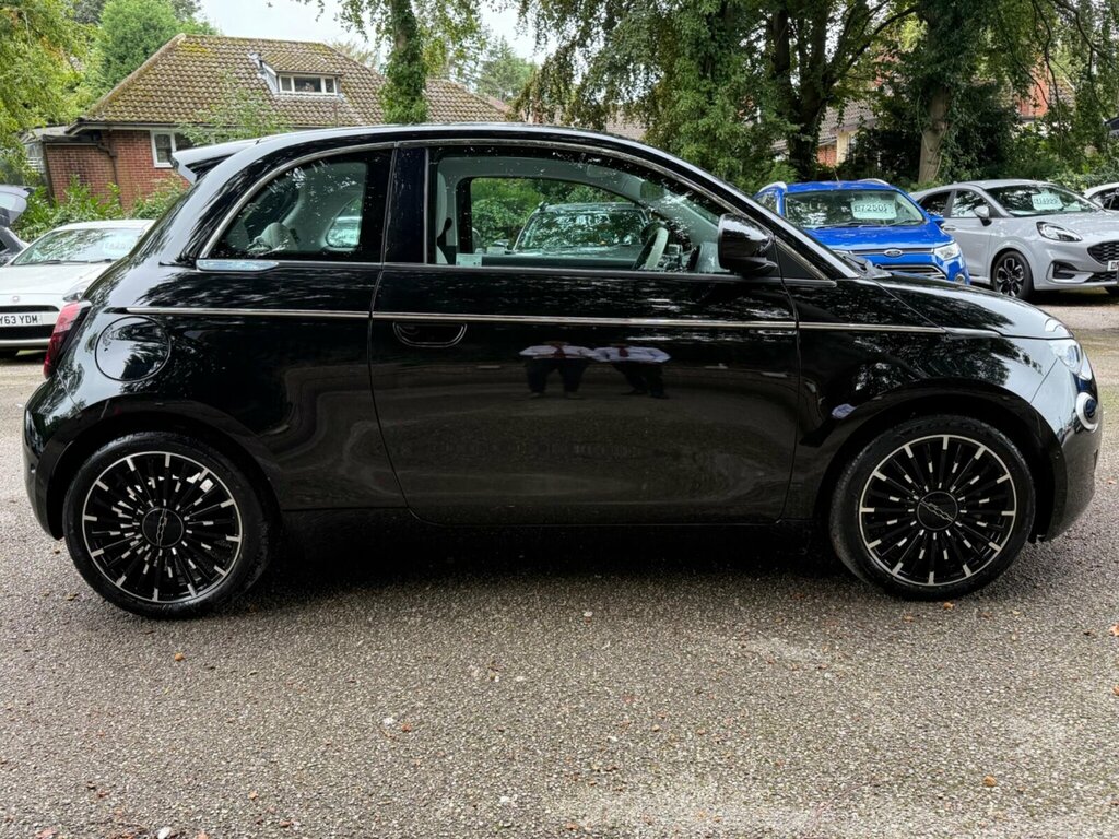 Fiat 500E 42Kwh La Prima #2