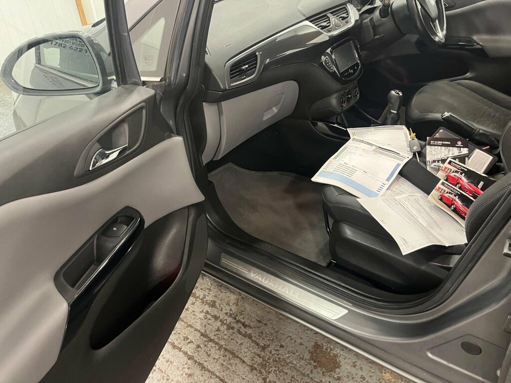 Vauxhall Corsa Limited Edition 5 Speed Transmission White #24