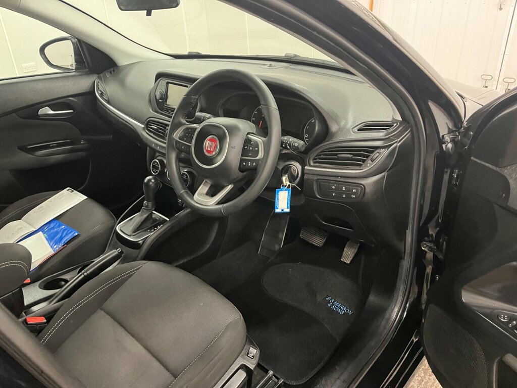 Fiat Tipo 1.6 Multijetii Lounge Estate Grey #8