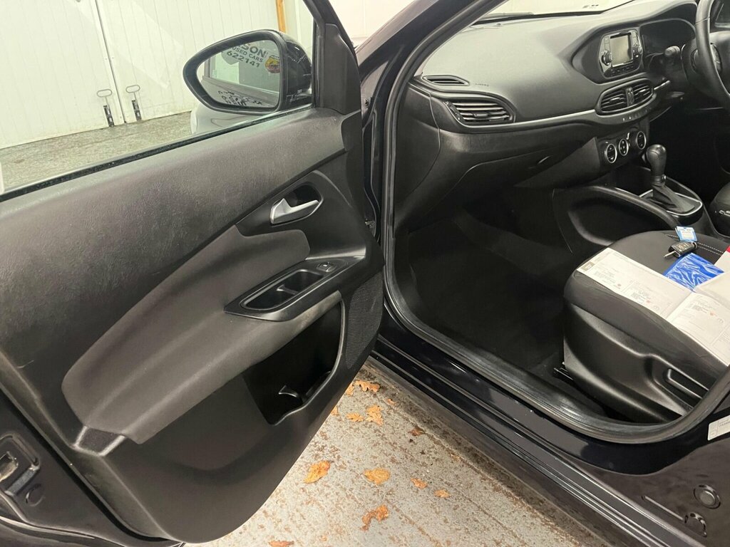 Fiat Tipo 1.6 Multijetii Lounge Estate Grey #28