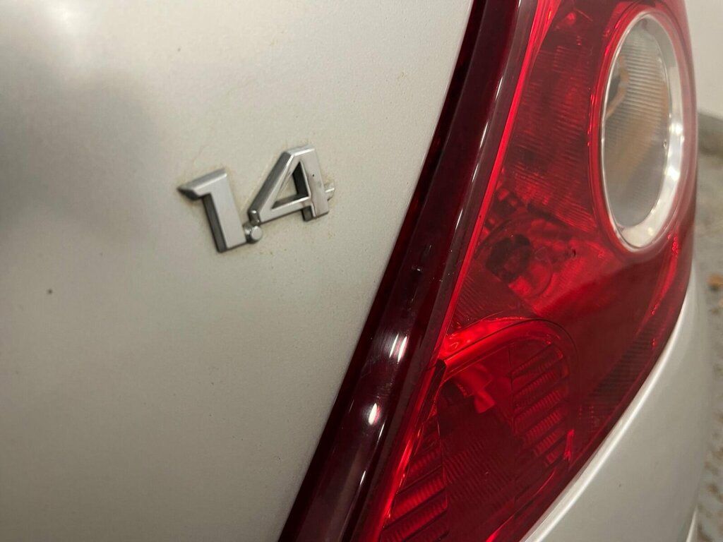 Vauxhall Corsa 1.4I 16V Club Green #22