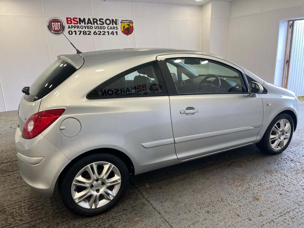 Vauxhall Corsa 1.4I 16V Club Green #40