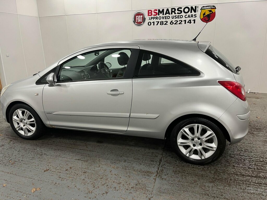 Vauxhall Corsa 1.4I 16V Design Ac #6