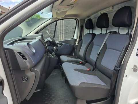 Vauxhall Vivaro 1.6 Cdti 2900  #4