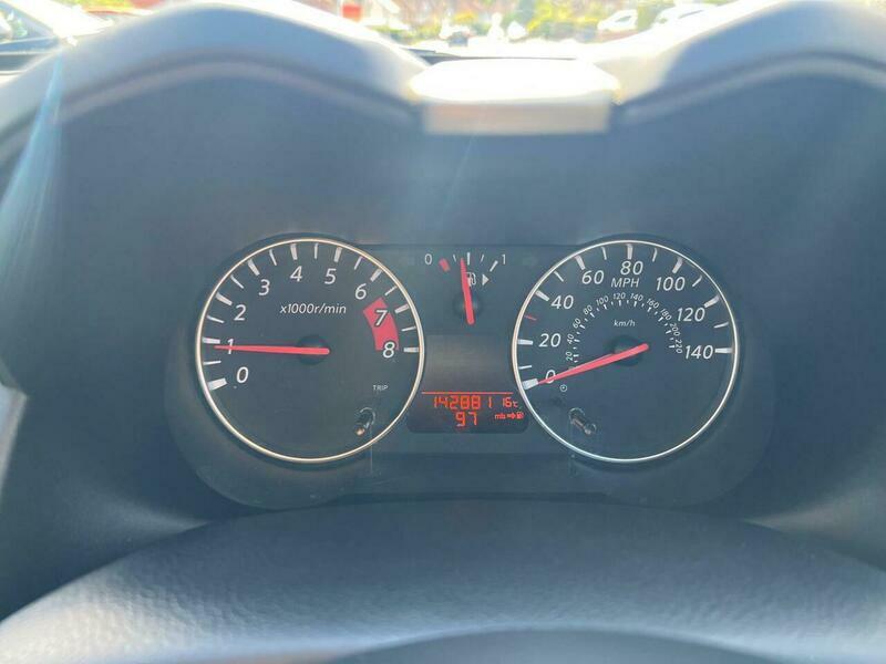 Nissan Note 1.4 16V Acenta Hatchback Euro 5 Silver #21