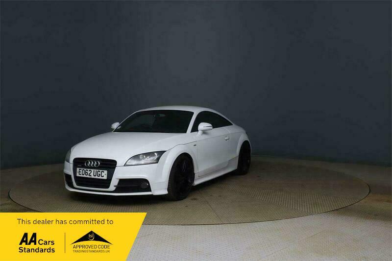 Audi TT 2.0 Tdi Black Edition White #3